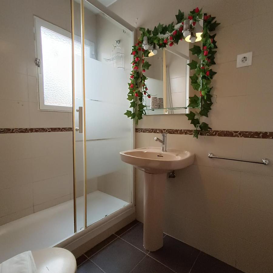 Bolivia Beach Apartments Malaga Luaran gambar